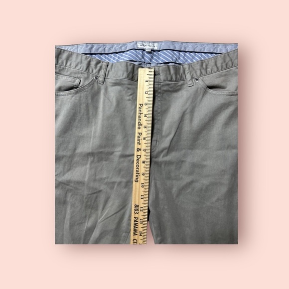 Peter Millar Men's Classic Fit Khaki Pants Grey Size 40 - Picture 3 of 6